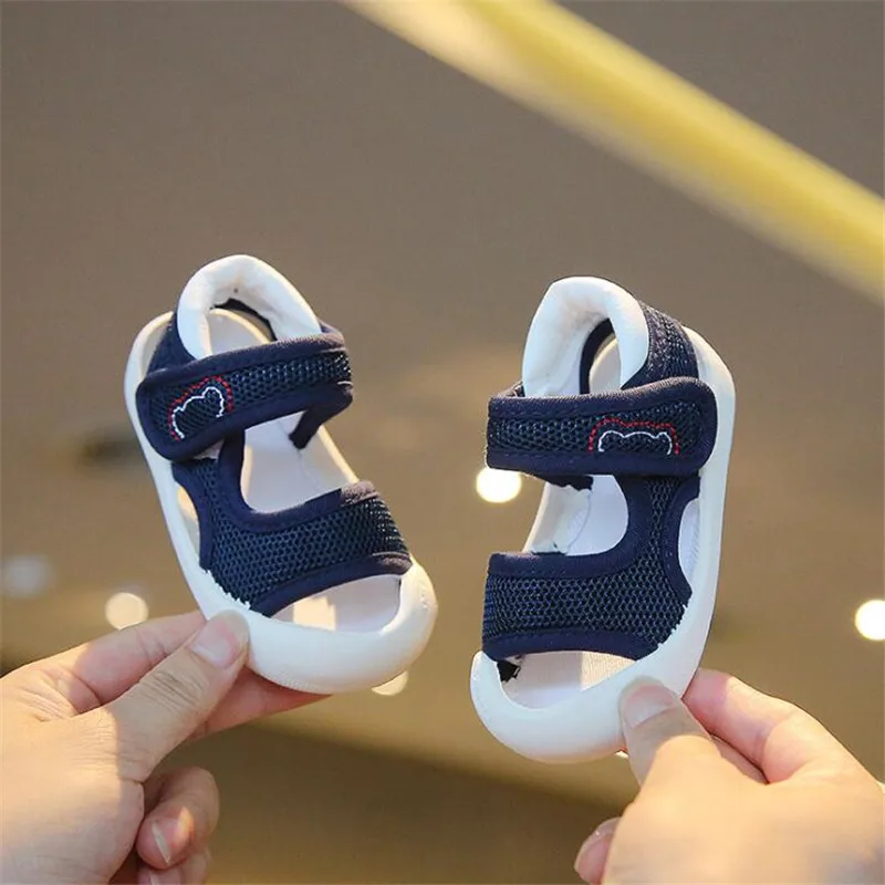 Children's Sandals 2022 Summer New Fashion Solid Color Indoor Walking Shoes Baby Sandals Soft Bottom Non Slip Kids Sandals
Children's Sandals 2022 Summer New Fashion Solid Color Indoor Walking Shoes Baby Sandals Soft Bottom Non Slip Kids Sandals