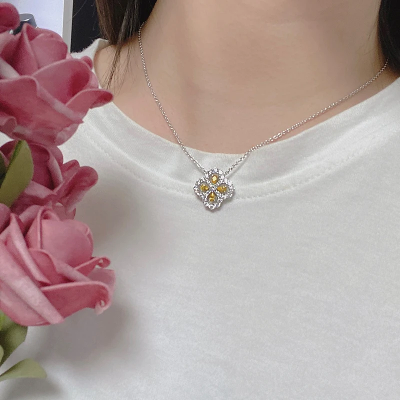 Knobspin 100% 925 Sterling Silver Four Leaf Clover Wedding Pendant Necklace For Women High Carbon Diamond Fine Jewelry Wholesale
Knobspin 100% 925 Sterling Silver Four Leaf Clover Wedding Pendant Necklace For Women High Carbon Diamond Fine Jewelry Wholesale