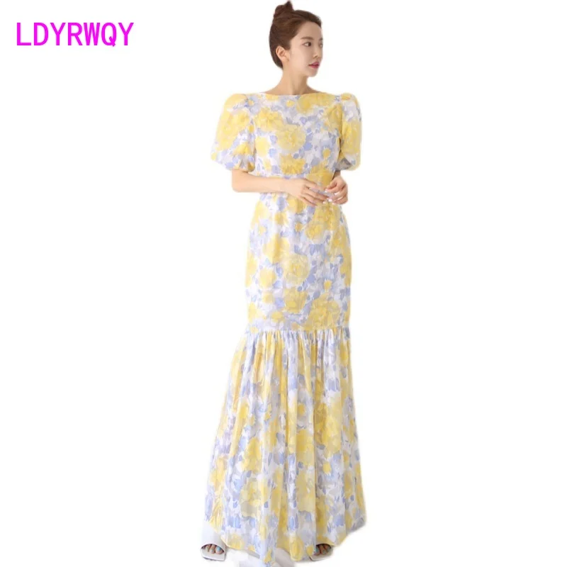 LDYRWQY Korean style fashion temperament slim-fit lantern sleeve printed fishtail dress
LDYRWQY Korean style fashion temperament slim-fit lantern sleeve printed fishtail dress