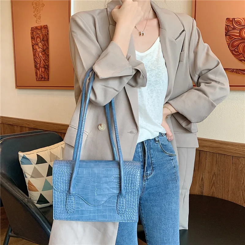 2021 new spring and summer underarm bag feminine all-match one-shoulder envelope bag large bag large-capacity handbag
2021 new spring and summer underarm bag feminine all-match one-shoulder envelope bag large bag large-capacity handbag