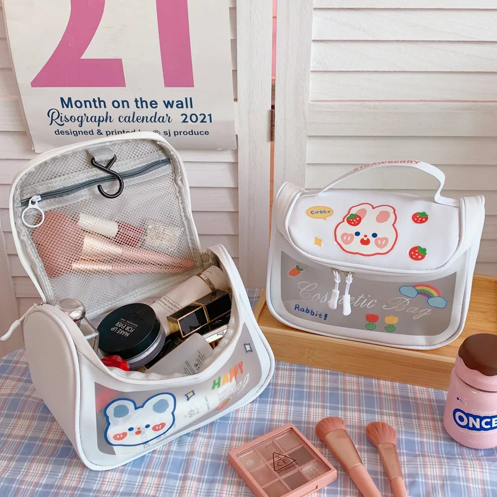 Женская портативная дорожная косметичка, прозрачный водонепроницаемый чехол для хранения косметики, вместительный органайзер для космети...
Женская портативная дорожная косметичка, прозрачный водонепроницаемый чехол для хранения косметики, вместительный органайзер для космети...