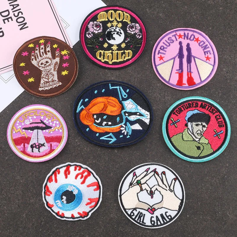50pcs/Lot Embroidery Patches Letters Clothing Decoration Accessories Gesture Diy Iron Heat Transfer Applique Character Round
50pcs/Lot Embroidery Patches Letters Clothing Decoration Accessories Gesture Diy Iron Heat Transfer Applique Character Round