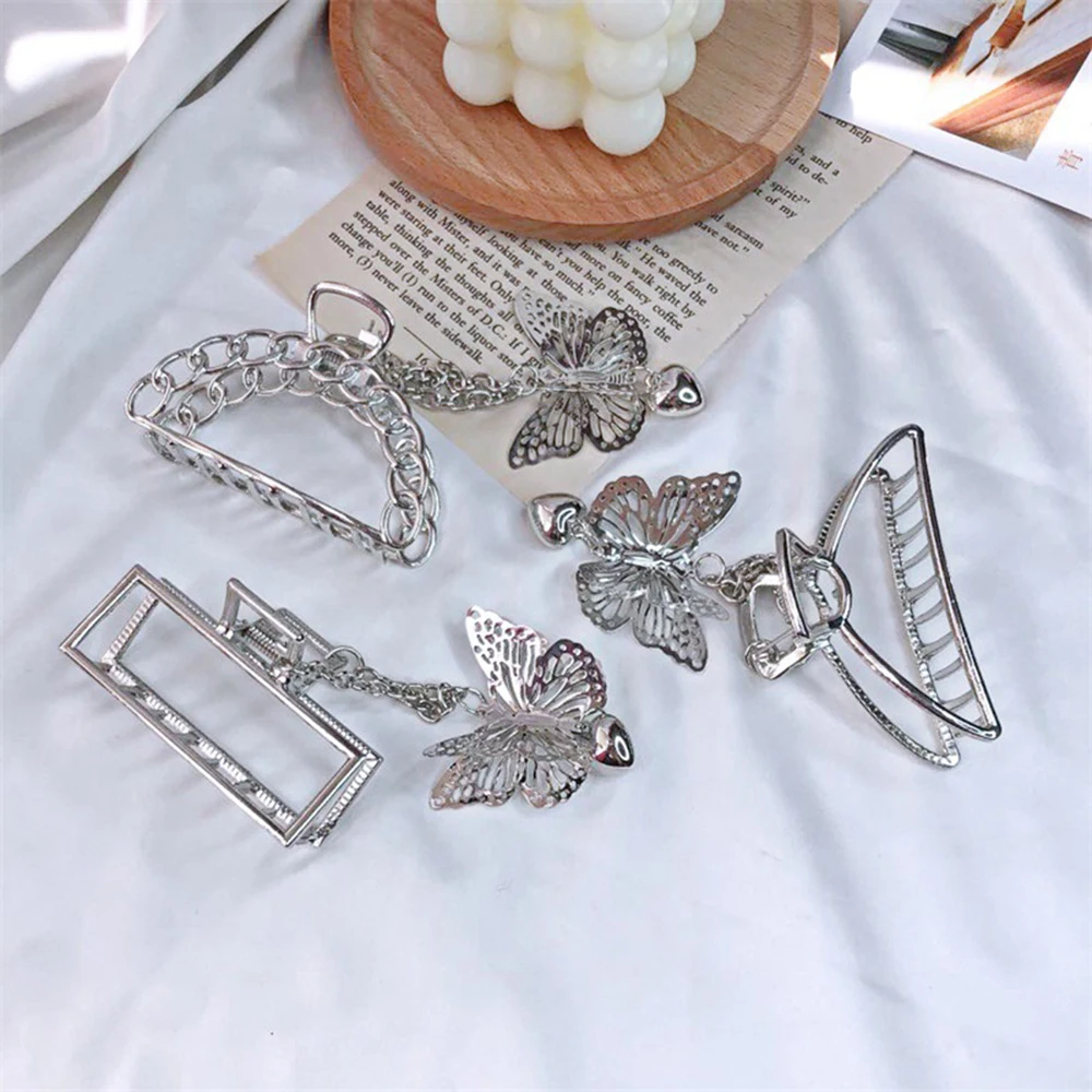 2020 New Korea Vintage Goth Butterfly Love Pendant Hairpin For Women Girl Party Accessories Jewelry
2020 New Korea Vintage Goth Butterfly Love Pendant Hairpin For Women Girl Party Accessories Jewelry