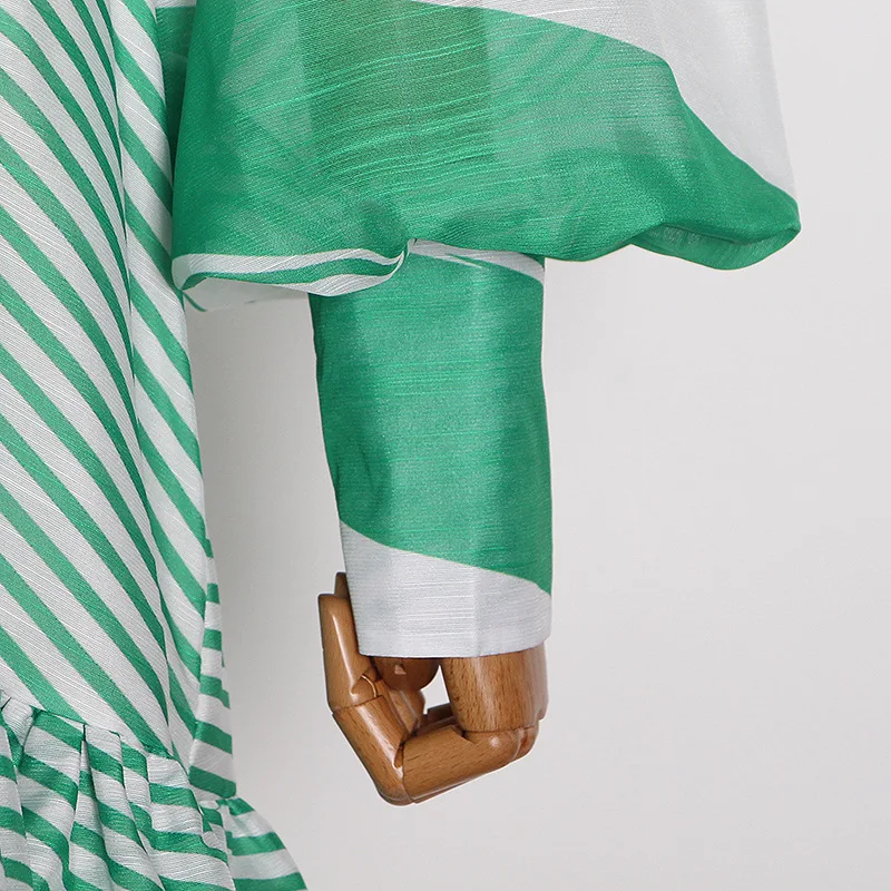 Chic Design Women Solid Striped Printed Mini Dress 2020 Autumn Lady Turn-Down Collar Lantern Sleeve Sashes Ruffles Fresh Dresses 
Chic Design Women Solid Striped Printed Mini Dress 2020 Autumn Lady Turn-Down Collar Lantern Sleeve Sashes Ruffles Fresh Dresses