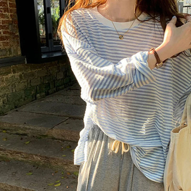 Striped Long-Sleeved T-shirt for Women Spring and Autumn Thin 2021 New Loose Korean Style Lazy Style Casual All-Matching Tops
Striped Long-Sleeved T-shirt for Women Spring and Autumn Thin 2021 New Loose Korean Style Lazy Style Casual All-Matching Tops