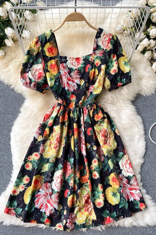 Retro print noble and elegant women's dress 2021 new fashion trendy puff sleeve slim short dress women
Retro print noble and elegant women's dress 2021 new fashion trendy puff sleeve slim short dress women