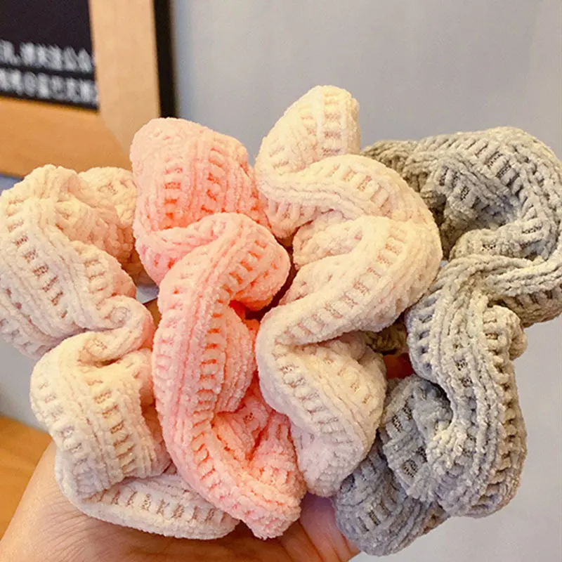 Plush Soft Large Intestine Hair Ring Sweet Solid Color Simple All-match Hair Ring Set Cute Autumn Winter Hair Accessories
Plush Soft Large Intestine Hair Ring Sweet Solid Color Simple All-match Hair Ring Set Cute Autumn Winter Hair Accessories