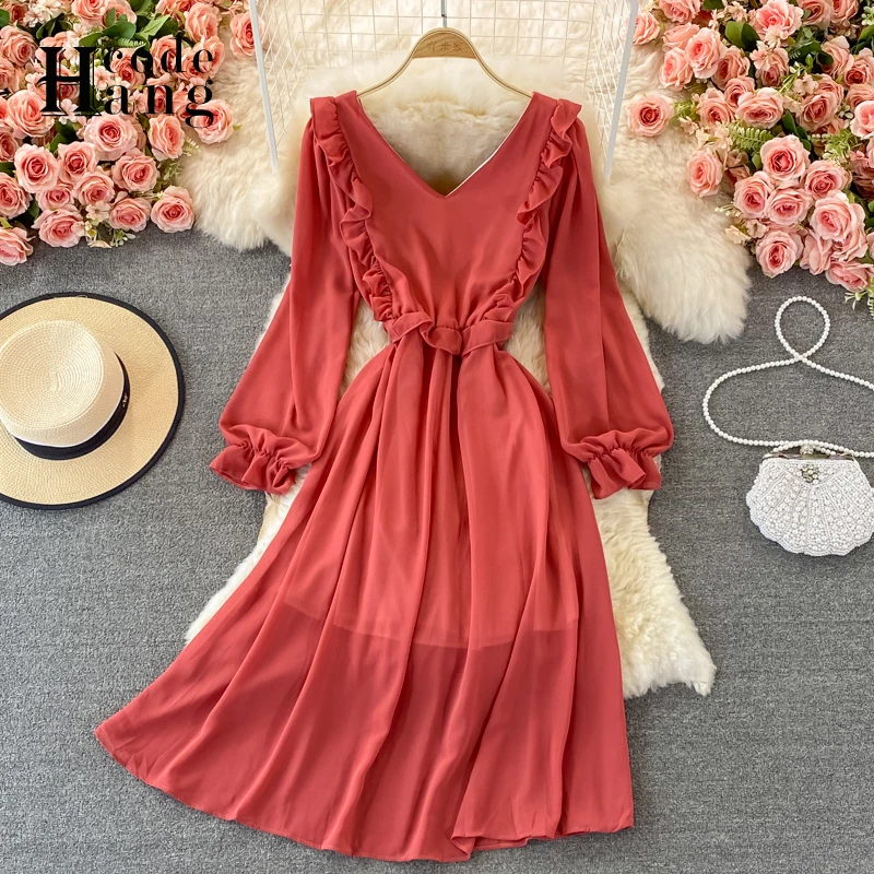 HangCode Women Dress 2021 New Elegant V Neck Ruffled Midi Dress Solid Autumn Korean Vestidos
HangCode Women Dress 2021 New Elegant V Neck Ruffled Midi Dress Solid Autumn Korean Vestidos