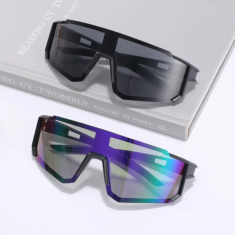 2021 New Cycling Glasses Outdoor Sports Sunglasses New UV400 Anti-glare Madam Sunglasses Eyewear Men's Cycling Glasses
2021 New Cycling Glasses Outdoor Sports Sunglasses New UV400 Anti-glare Madam Sunglasses Eyewear Men's Cycling Glasses
