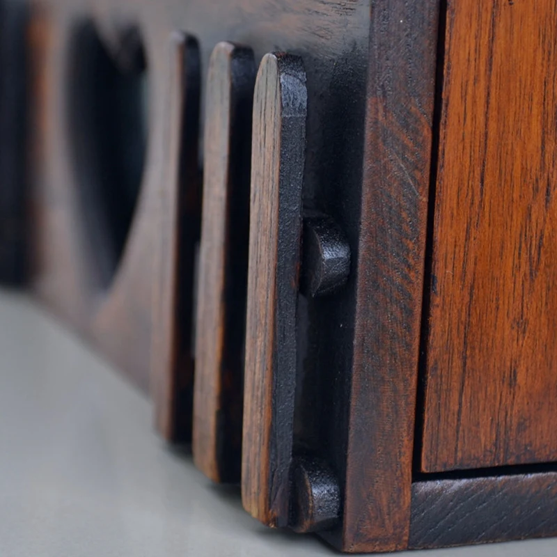 Retro Wooden Post Box Exquisite Mailbox Outdoor Rainproof Suggestion Box Creative Letter Box for Home Office Supplies 
Retro Wooden Post Box Exquisite Mailbox Outdoor Rainproof Suggestion Box Creative Letter Box for Home Office Supplies