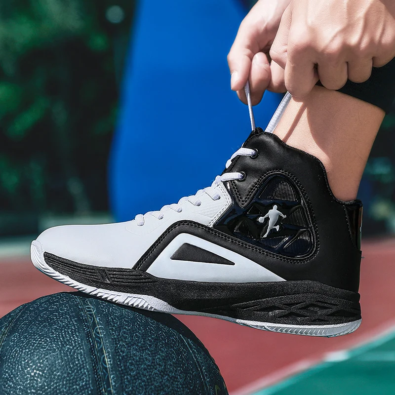 Hot Sale Basketball Shoes Comfortable High Top Training Boots Ankle Boots Outdoor Men Sneakers Athletic Sport shoes
Hot Sale Basketball Shoes Comfortable High Top Training Boots Ankle Boots Outdoor Men Sneakers Athletic Sport shoes