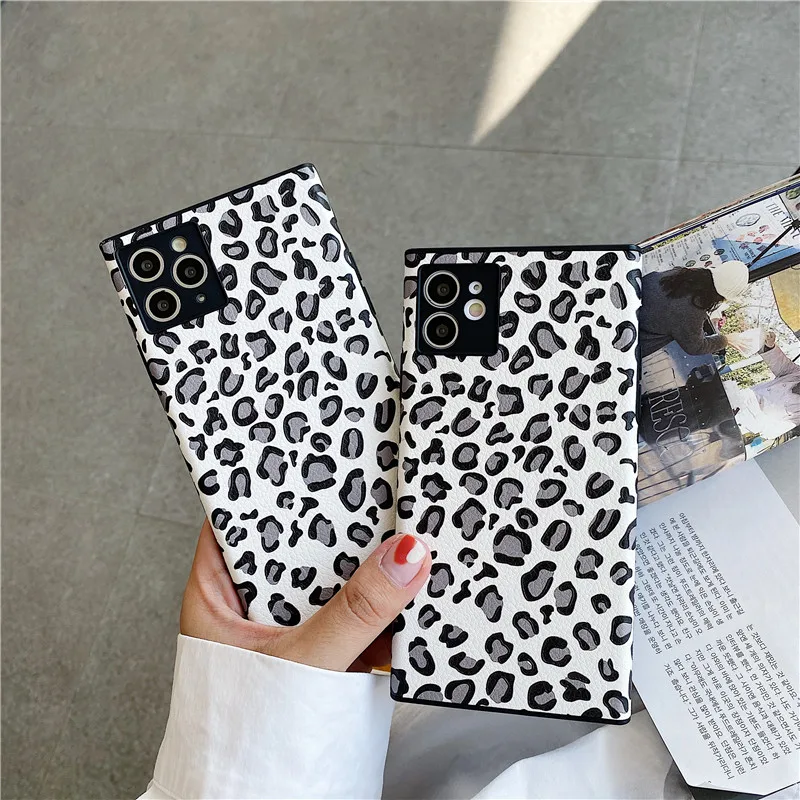 Luxury White Leopard Phone Case For iPhone 12 Mini 12 11 Pro X XR XS Max 7 8 Plus Fashion Square Design Clear Soft IMD Case
Luxury White Leopard Phone Case For iPhone 12 Mini 12 11 Pro X XR XS Max 7 8 Plus Fashion Square Design Clear Soft IMD Case
