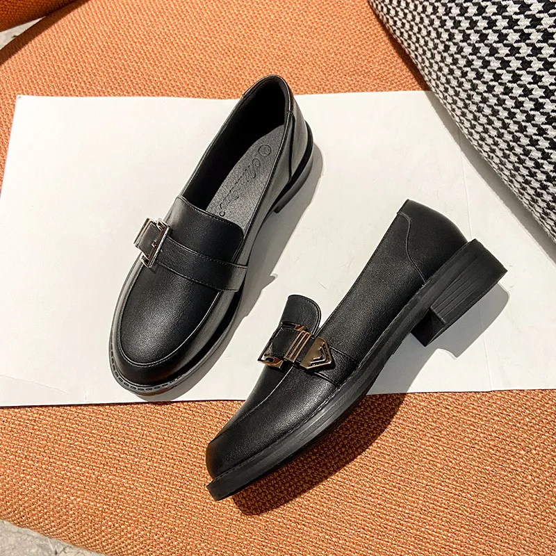 Loafers Soft Sole 2021 New Single Shoes Women Spring and Autumn Thick-heeled Soft Leather British Style Small Leather Shoes
Loafers Soft Sole 2021 New Single Shoes Women Spring and Autumn Thick-heeled Soft Leather British Style Small Leather Shoes