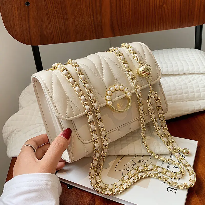 Summer fashion chain small bag female 2021 new shoulder bag high-end sense of all-match messenger bag
Summer fashion chain small bag female 2021 new shoulder bag high-end sense of all-match messenger bag