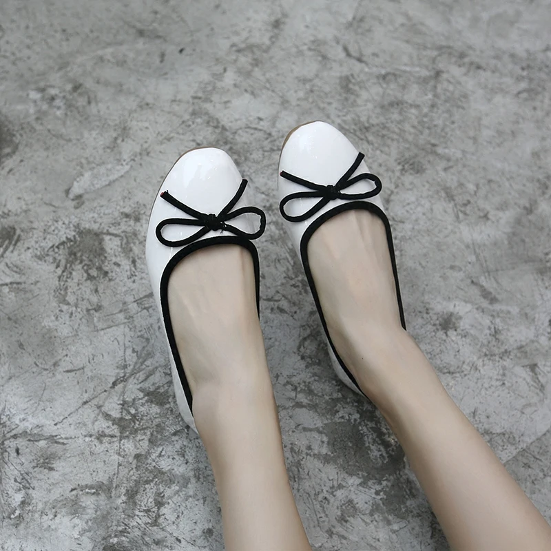Japanned Leather Bow-tie Flats Solid/colors Block Square Toe Shoes Women Shallow Slip On Moccasins 2020 Autumn Sweet Ballerina
Japanned Leather Bow-tie Flats Solid/colors Block Square Toe Shoes Women Shallow Slip On Moccasins 2020 Autumn Sweet Ballerina