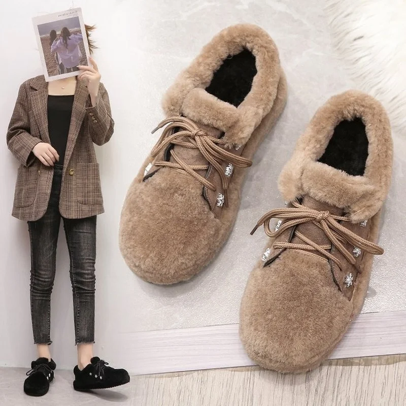 Cotton shoes with fleece Korean lace treading foot warm wool shoes women wear lamb thick soles bean shoes
Cotton shoes with fleece Korean lace treading foot warm wool shoes women wear lamb thick soles bean shoes
