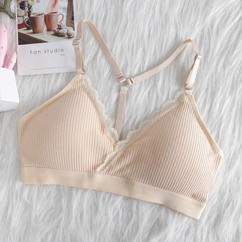 Cotton sling beautiful back girl bra tube top no steel ring sports wrapped chest student girl gather thin strap bra 
Cotton sling beautiful back girl bra tube top no steel ring sports wrapped chest student girl gather thin strap bra