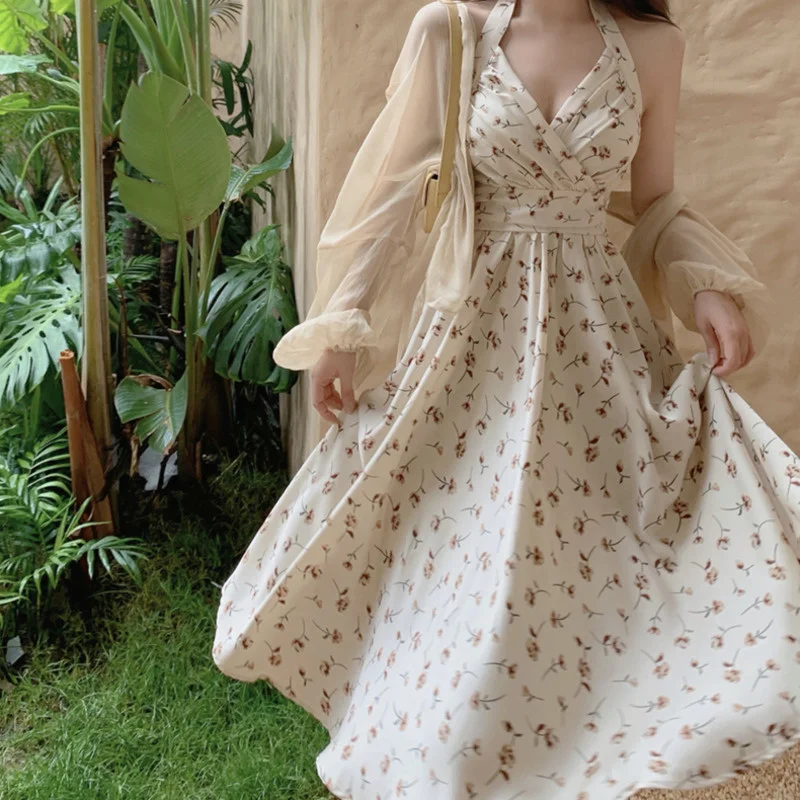 French Retro Floral Print Long Dress Women Sweet Elegant Sexy Floral V-neck Lace-up Beach Holiday Dress with Apricot Cardigan
French Retro Floral Print Long Dress Women Sweet Elegant Sexy Floral V-neck Lace-up Beach Holiday Dress with Apricot Cardigan