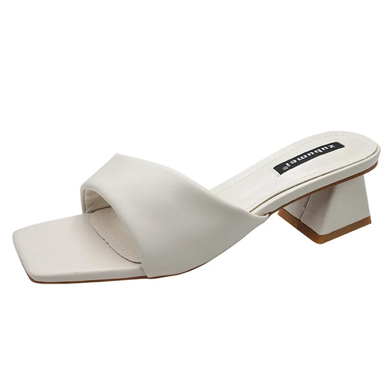 Women's shoes 2021 new square-toe thick-heeled casual go out and vacation net red same style low-heeled slippers
Women's shoes 2021 new square-toe thick-heeled casual go out and vacation net red same style low-heeled slippers