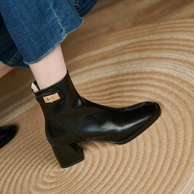 Leather Women Ankle Boots 2021 New Fashion Autumn Winter Warm Square Heels Boots Black Beige Women Dress Party Office Boots
Leather Women Ankle Boots 2021 New Fashion Autumn Winter Warm Square Heels Boots Black Beige Women Dress Party Office Boots