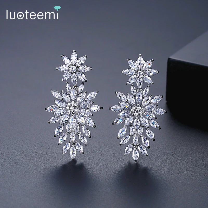 

LUOTEEMI Clear Marquise Cut Cluster Flower Zirconia Crystal Long Dangle Drop Earring Shiny Leaf Bridal Wedding Jewelry for Women