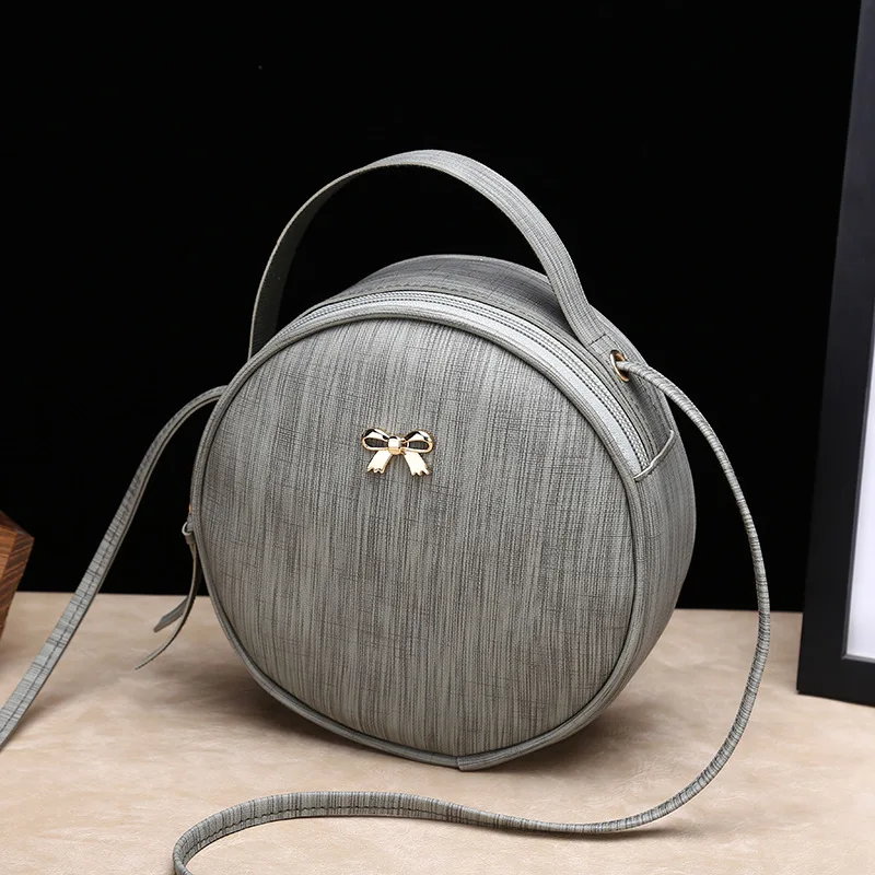 2021 New PU Leather Designer Round Crossbody Bags for Women Fashion Circular Shoulder Messenger Bag Ladies Female Purses Handbag
2021 New PU Leather Designer Round Crossbody Bags for Women Fashion Circular Shoulder Messenger Bag Ladies Female Purses Handbag