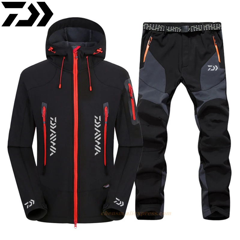 Daiwa Waterproof Hiking Suit Men Outdoor Thermal Fleece Softshell Jacket And Pants Sets Fishing Coat Climbing Ski Trousers
Daiwa Waterproof Hiking Suit Men Outdoor Thermal Fleece Softshell Jacket And Pants Sets Fishing Coat Climbing Ski Trousers