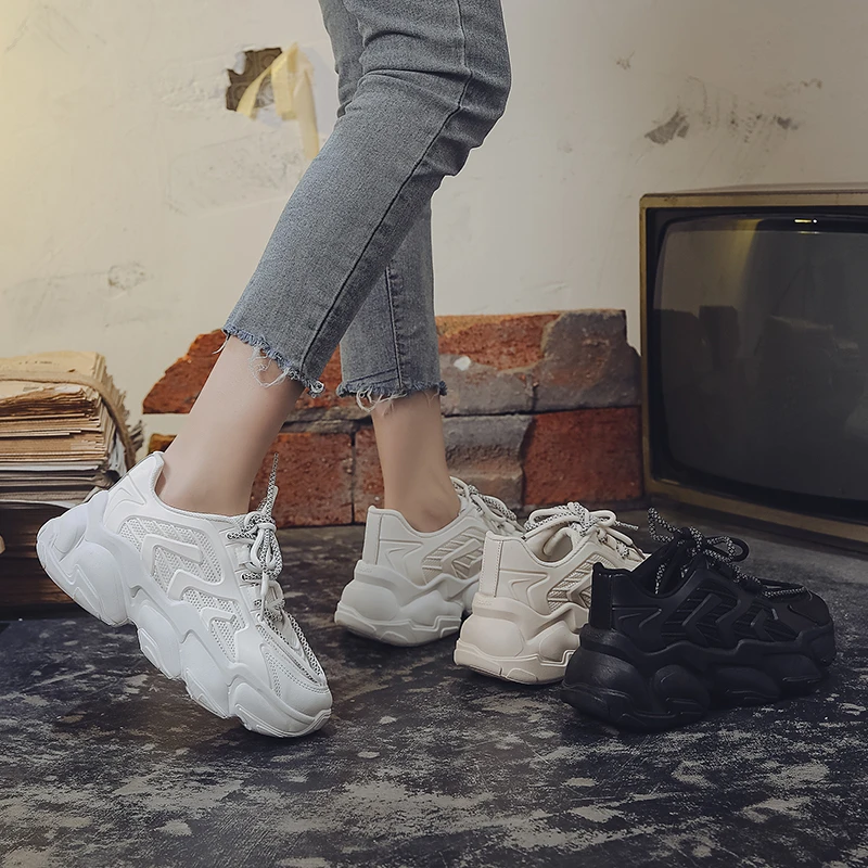 Women High Platform Sneakers 2021 Spring Female Wedge Casual Shoes Women Fashion Thick Sole White Black Sneakers Plus size 41 42
Women High Platform Sneakers 2021 Spring Female Wedge Casual Shoes Women Fashion Thick Sole White Black Sneakers Plus size 41 42