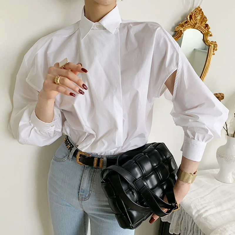 ZCSMLL white blouses Korea chic spring niche temperament lapel fake two-piece design hollow puff sleeve shirt top women
ZCSMLL white blouses Korea chic spring niche temperament lapel fake two-piece design hollow puff sleeve shirt top women