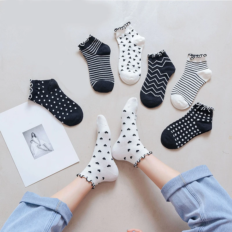 Floral Socks Ankle Socks Cotton No-slip Short Summer Fashion Black And White Lace Summer Short Tube Simple Women's Cotton Socks
Floral Socks Ankle Socks Cotton No-slip Short Summer Fashion Black And White Lace Summer Short Tube Simple Women's Cotton Socks