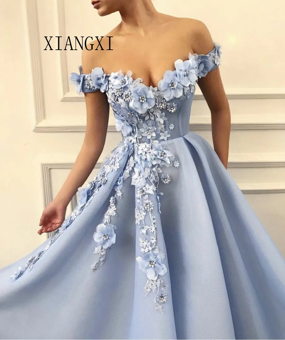 Charming Blue Evening Dresses 2020 A-Line Off The Shoulder Flowers Appliques Dubai Saudi Arabic Long Evening Gown Prom Dress
Charming Blue Evening Dresses 2020 A-Line Off The Shoulder Flowers Appliques Dubai Saudi Arabic Long Evening Gown Prom Dress