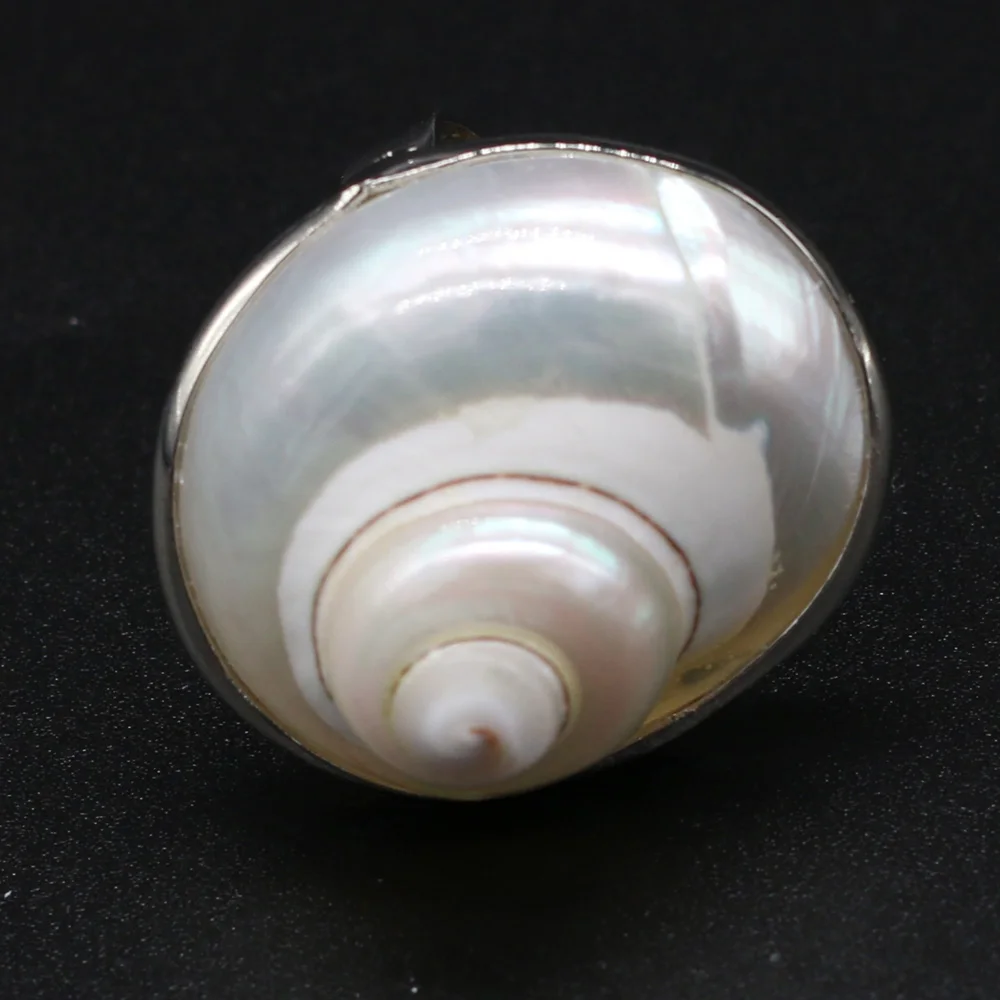 Fashion Natural Shell Rings Charms Irregural Shape Shell Rings for Making Women DIY Jewelry Accessories Party Gift 25x30mm 
Fashion Natural Shell Rings Charms Irregural Shape Shell Rings for Making Women DIY Jewelry Accessories Party Gift 25x30mm