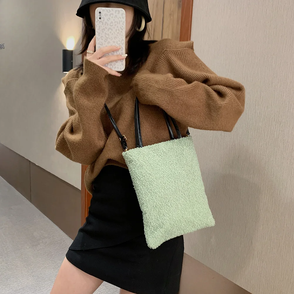 Plush Material Messenger Bag New Original Design Tote Female Student Street Big Capacity Bags Simple Shopping Handbag
Plush Material Messenger Bag New Original Design Tote Female Student Street Big Capacity Bags Simple Shopping Handbag