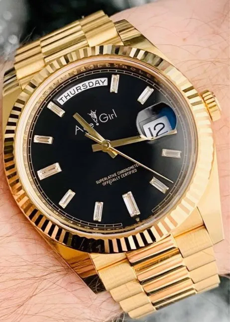 New Men Daydate Silver White Gold Diamond Black Watch Automatic Mechanical Stainless Steel Sapphire Day-date Watches 36mm
New Men Daydate Silver White Gold Diamond Black Watch Automatic Mechanical Stainless Steel Sapphire Day-date Watches 36mm