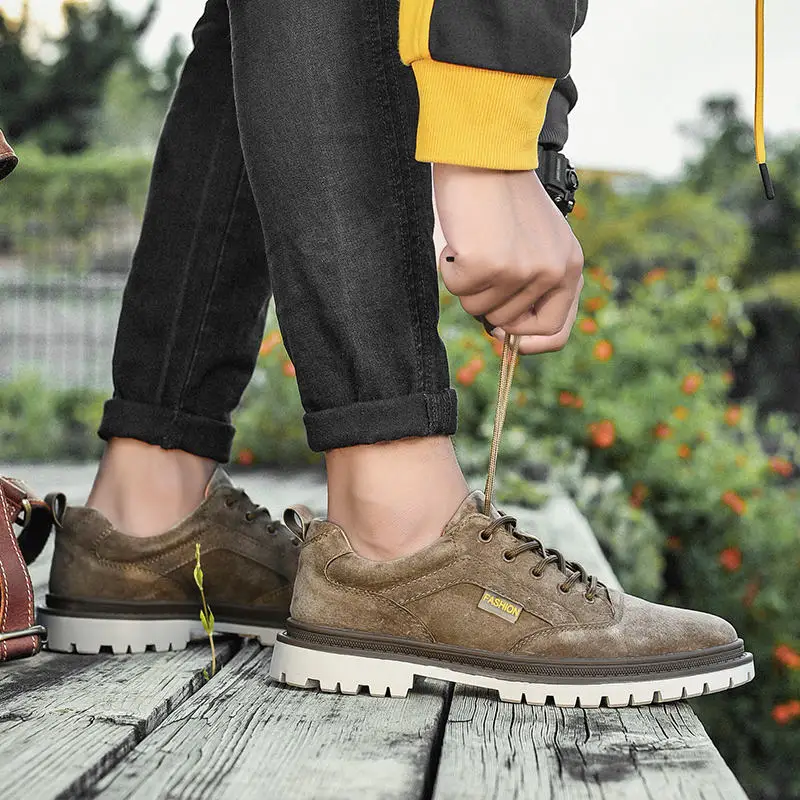 Hot Sale Men's Leather Shoes Casual Big Size 38-46 Comfort Low-cut Martins Shoes Men Classic British Stylish Work Shoes for Men 
Hot Sale Men's Leather Shoes Casual Big Size 38-46 Comfort Low-cut Martins Shoes Men Classic British Stylish Work Shoes for Men