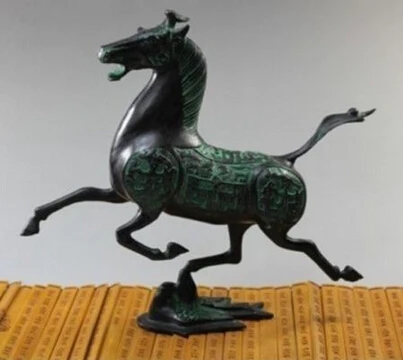 Art Bronze Decoration Crafts Brass Antique Exquisite Old Chinese bronze statue horse fly swallow Figures sculpture
Art Bronze Decoration Crafts Brass Antique Exquisite Old Chinese bronze statue horse fly swallow Figures sculpture