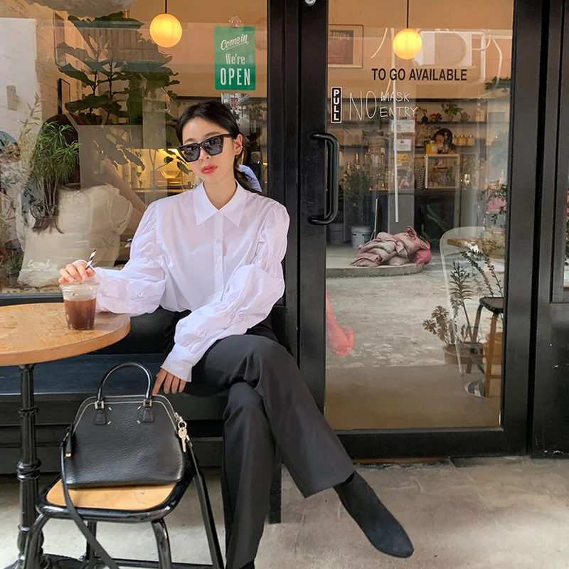 ZAWAHIKI Elegant Office Ladies White Shirts Blouses 2021 Spring Single-breasted Loose Female Shirts Long Sleeve Workwear Blusas
ZAWAHIKI Elegant Office Ladies White Shirts Blouses 2021 Spring Single-breasted Loose Female Shirts Long Sleeve Workwear Blusas