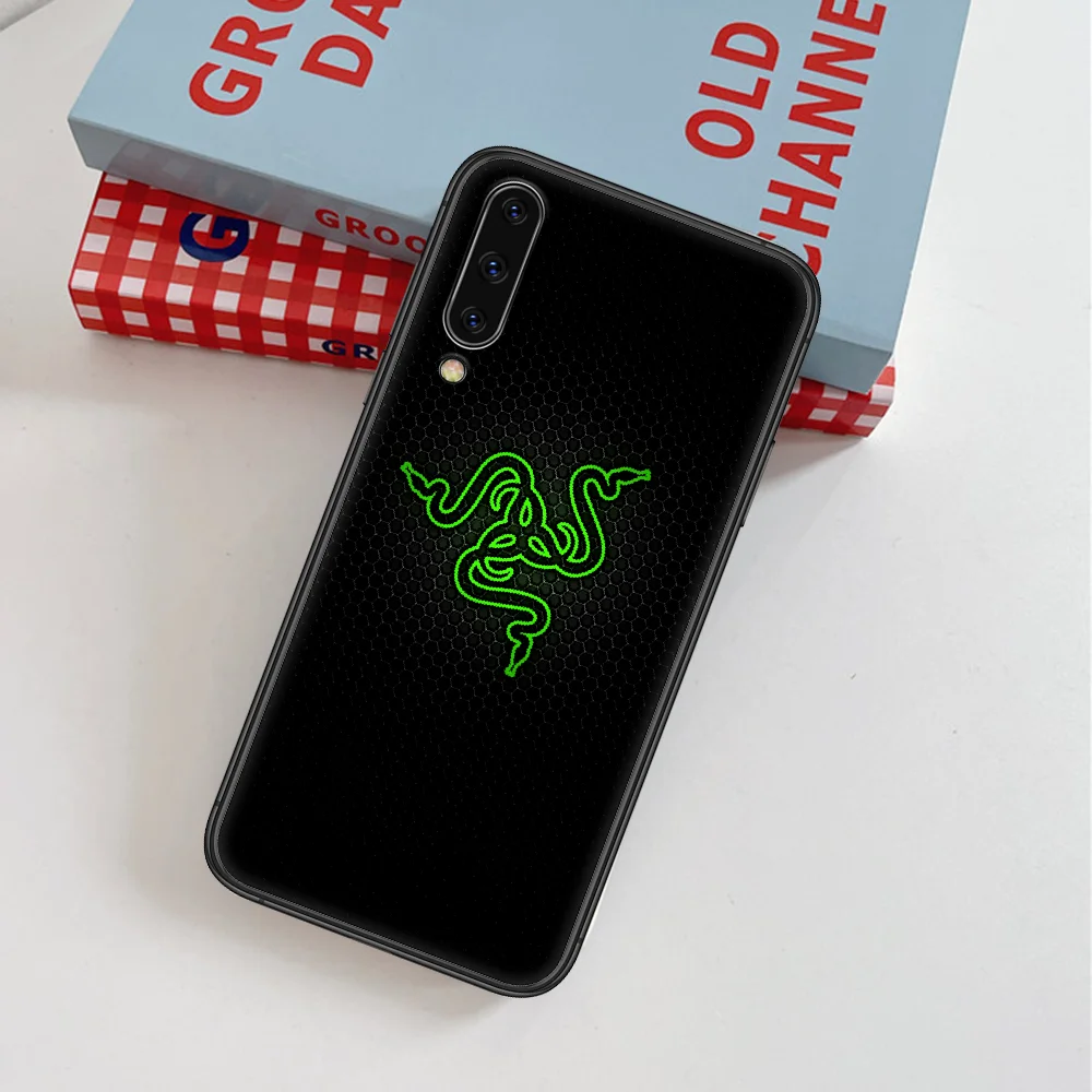 Razer Cool Game Brand Snake PC Phone Case For Samsung Galaxy A 3 5 7 8 10 20 20E 21S 30 30S 40 50 51 70 71 black Bumper Soft
Razer Cool Game Brand Snake PC Phone Case For Samsung Galaxy A 3 5 7 8 10 20 20E 21S 30 30S 40 50 51 70 71 black Bumper Soft