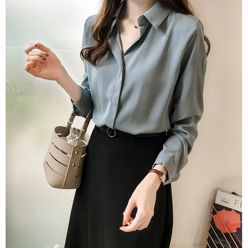 Spring Women New Fashion Blouses Solid Plus Size Female Clothes Loose Shirt Long Sleeve Blouse Simple OL Feminine Blusa
Spring Women New Fashion Blouses Solid Plus Size Female Clothes Loose Shirt Long Sleeve Blouse Simple OL Feminine Blusa