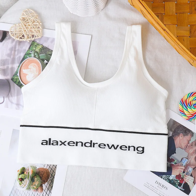 Hot sweb celebrity seamless U-shaped back wrap chest Wipe chest sports vest type outside wear bottom underwear women bar yoga 
Hot sweb celebrity seamless U-shaped back wrap chest Wipe chest sports vest type outside wear bottom underwear women bar yoga