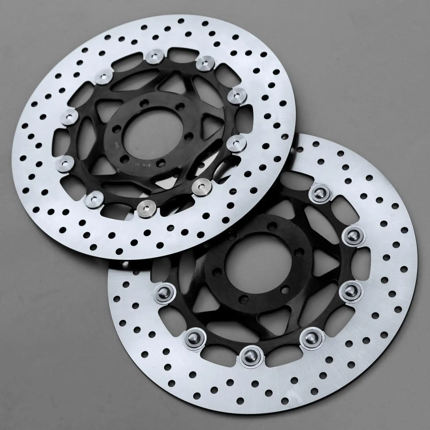 Motorcycle Front Brake Disc Rotor For Ducait 900 SS Supersport 1989-1990 907 Paso IE 1990-1991 907 IE 1990-1991
Motorcycle Front Brake Disc Rotor For Ducait 900 SS Supersport 1989-1990 907 Paso IE 1990-1991 907 IE 1990-1991