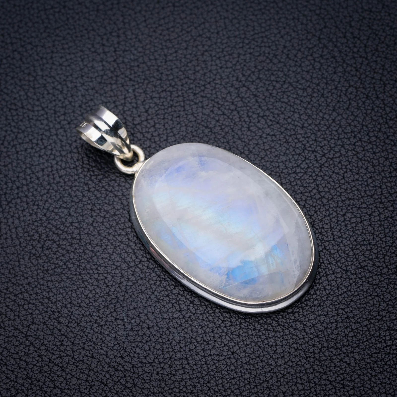 Природный Радужный Лунный Камень StarGems, огромный серебряный кулон ручной работы, 2 дюйма E3814 
Природный Радужный Лунный Камень StarGems, огромный серебряный кулон ручной работы, 2 дюйма E3814