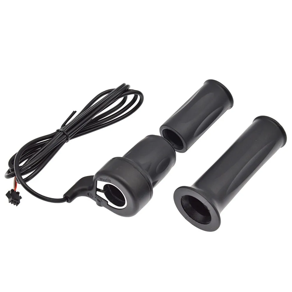 1 Pair Electric Bicycle Handle Grip Right Hand Half Twisting Throttle Universal Speed Throttle For E-bike
1 Pair Electric Bicycle Handle Grip Right Hand Half Twisting Throttle Universal Speed Throttle For E-bike