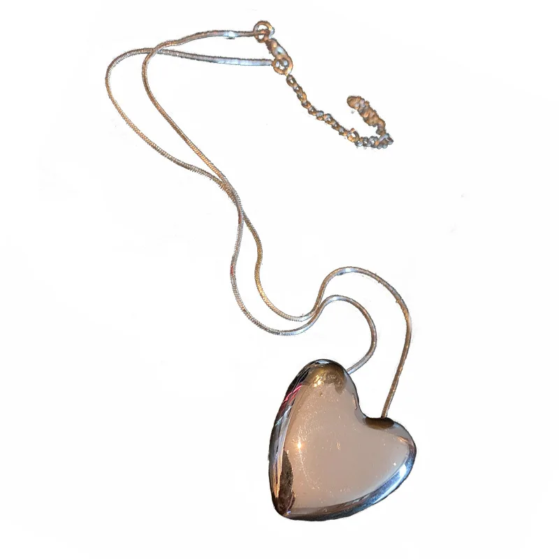 CH-688 Oversized love pendant necklace female 2021 new ins neck chain simple net red clavicle chain female
CH-688 Oversized love pendant necklace female 2021 new ins neck chain simple net red clavicle chain female