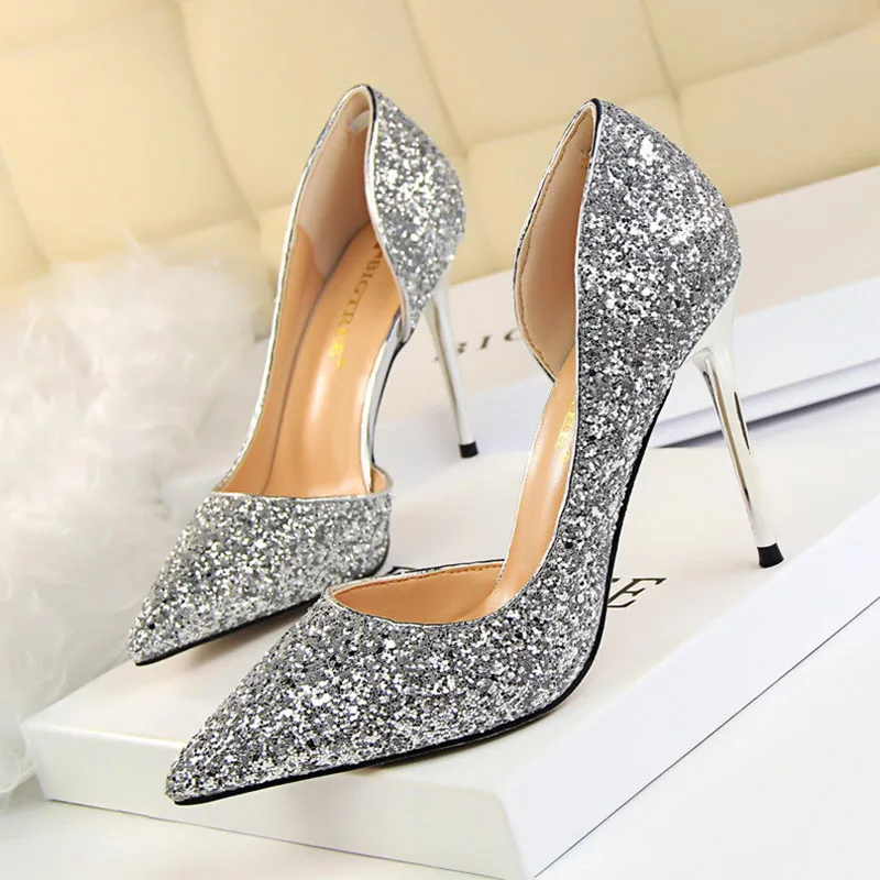 2019 Women's Pumps 9.5cm High Heels Shoes Woman Bling Crystal Pointed Toe Ladies Female Fashion Sexy Women Thin Heels Lady Shoes
2019 Women's Pumps 9.5cm High Heels Shoes Woman Bling Crystal Pointed Toe Ladies Female Fashion Sexy Women Thin Heels Lady Shoes