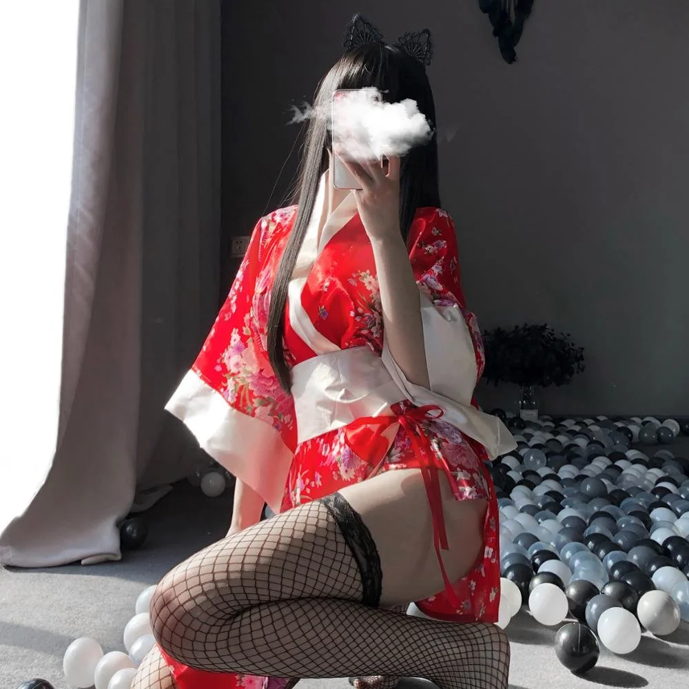 Kimono Robe Bathrobe Japanese Traditional Style Robe Yukata Costumes Sexy Lingerie Belt Bride Kimono Dressing Gowns 3Pcs Set
Kimono Robe Bathrobe Japanese Traditional Style Robe Yukata Costumes Sexy Lingerie Belt Bride Kimono Dressing Gowns 3Pcs Set