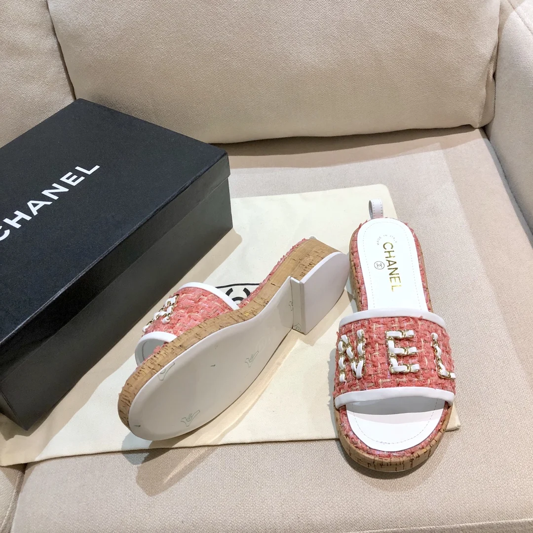 2021 new luxury CC7 designer fashion ladies slippers high heel sandals ladies casual shoes
2021 new luxury CC7 designer fashion ladies slippers high heel sandals ladies casual shoes