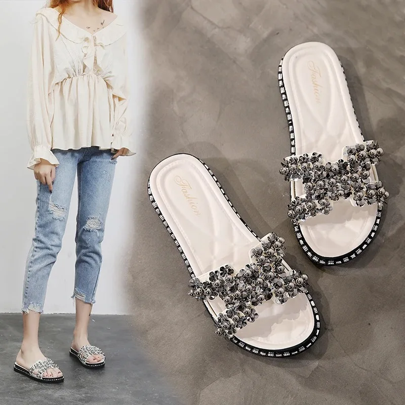 Women Slides 2021 Summer Fashion Rhinestone Slipper Elegant Lady All-Match Outdoor Beach Vacation Flat Sliders
Women Slides 2021 Summer Fashion Rhinestone Slipper Elegant Lady All-Match Outdoor Beach Vacation Flat Sliders