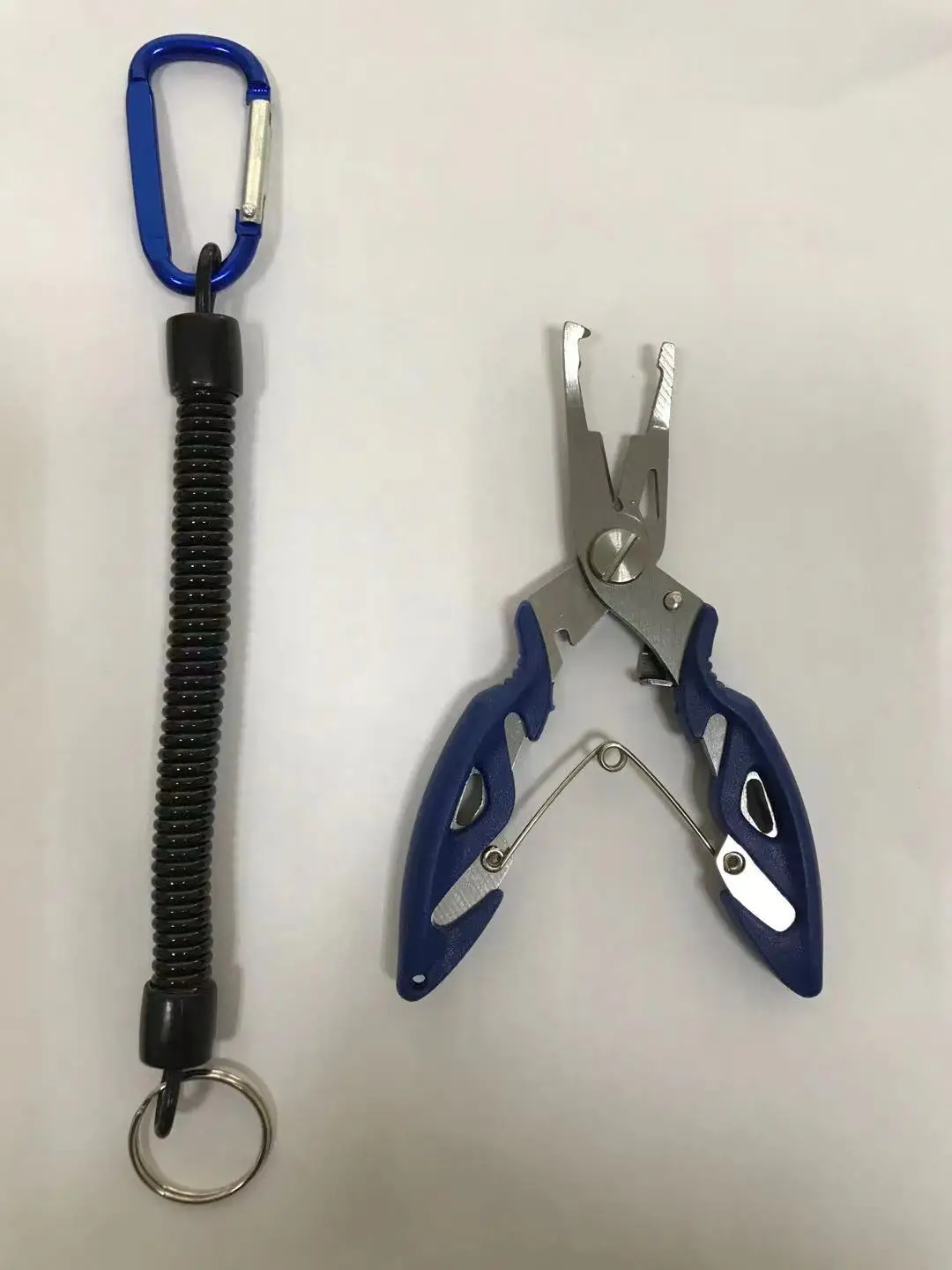 Multi-Functional Fishing Pliers Scissors Line Cutter Hook Remover Fishing Clamp Accessories Tools With Lanyards Spring Rope
Multi-Functional Fishing Pliers Scissors Line Cutter Hook Remover Fishing Clamp Accessories Tools With Lanyards Spring Rope
