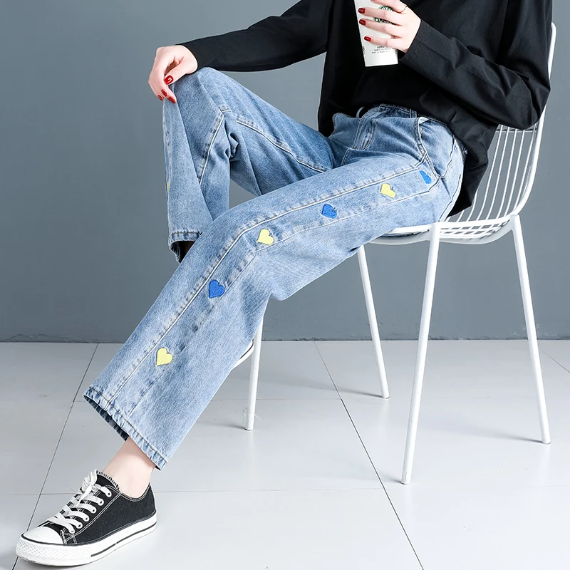 TongSiHai Jeans Women Ladies Summer Loose Straight Wide Leg Denim Pants Girls Heart Embroidery Thin Streetwear Vaqueros Mujer
TongSiHai Jeans Women Ladies Summer Loose Straight Wide Leg Denim Pants Girls Heart Embroidery Thin Streetwear Vaqueros Mujer